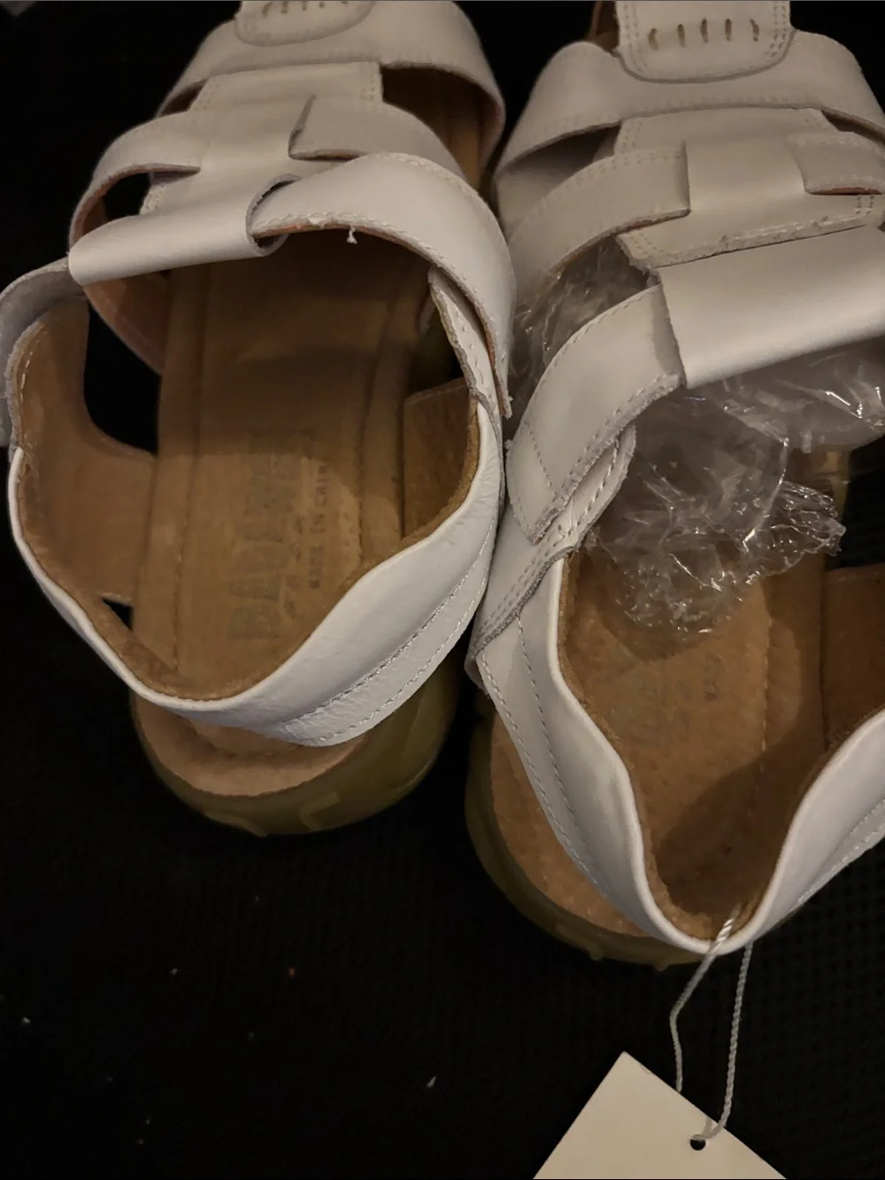 DADAWEN Girls Kid White Sandals Sz 35 NWT
